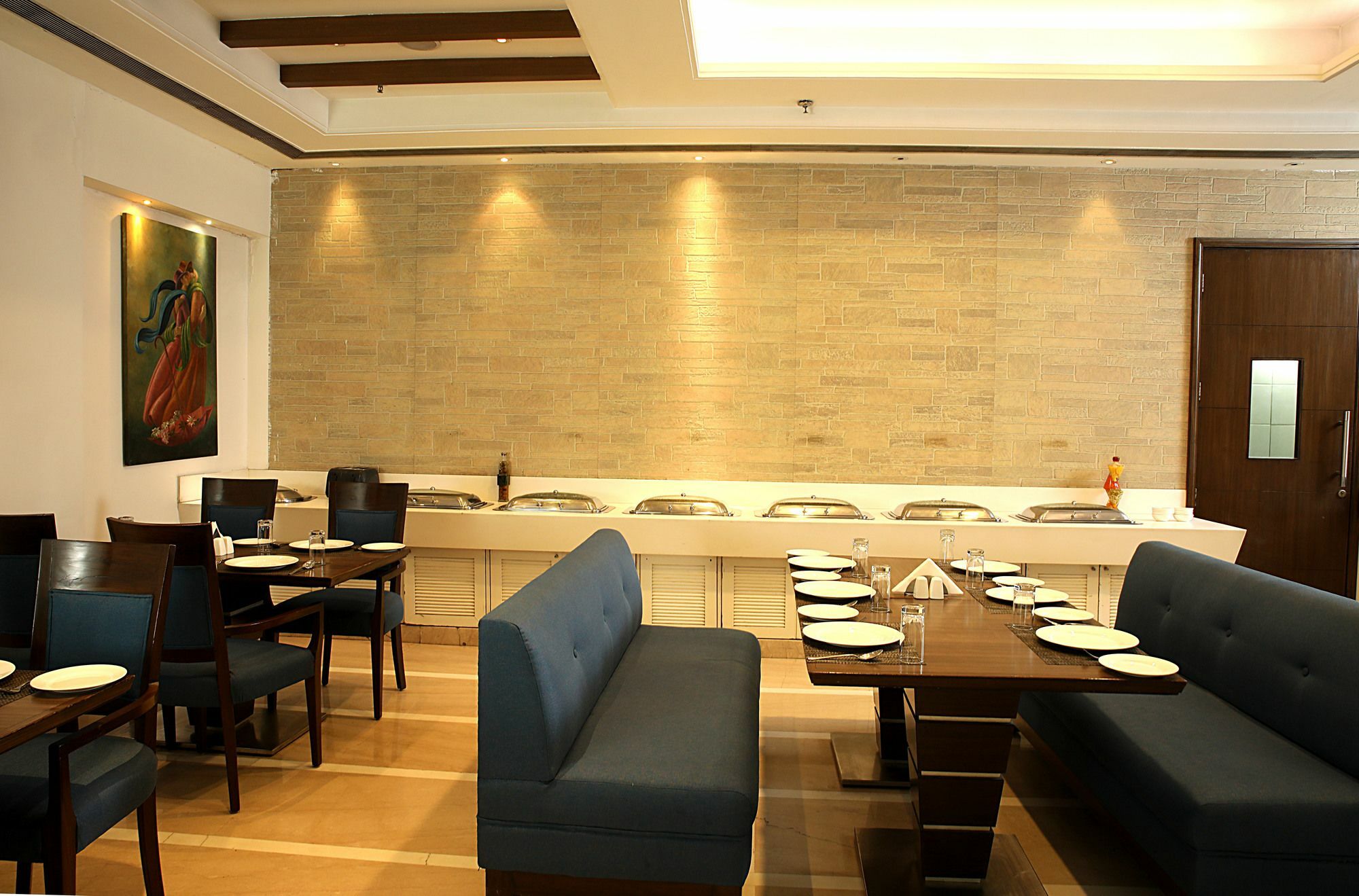 Inde Hotel Signature Tower Gurgaon Bagian luar foto